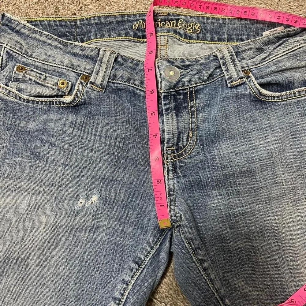American Eagle blue denim shorts